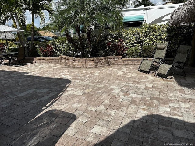Photo of Listing #M20049689