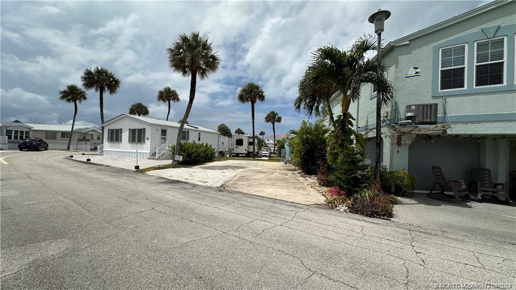 10725 Ocean Drive 393, Jensen Beach
