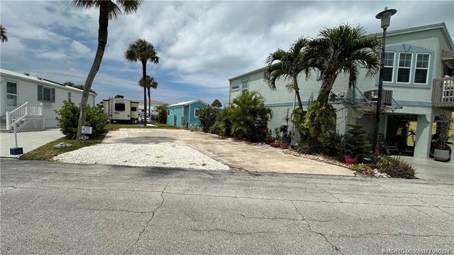 2 of 9 - 10725 Ocean Drive #393, Jensen Beach, 
