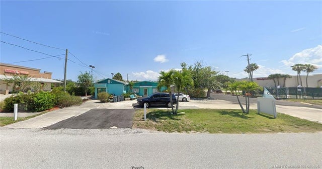 2 of 3 - 1313 Ne Jensen Beach Boulevard, Jensen Beach, FL