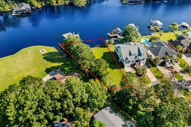 Photo of Listing #2521424