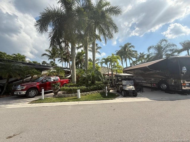 2 of 37 - 413 Nw Chipshot Lane, Port St Lucie, FL
