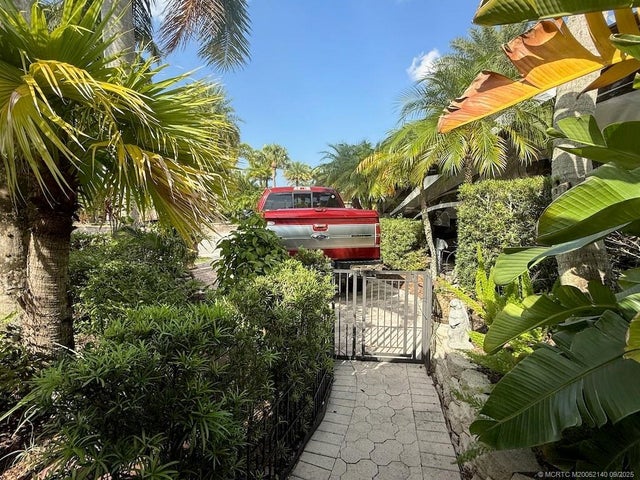 3 of 37 - 413 Nw Chipshot Lane, Port St Lucie, FL