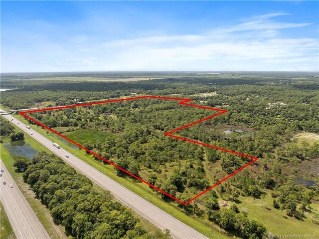 4 of 9 - 0000 66th Street, Palm City, FL