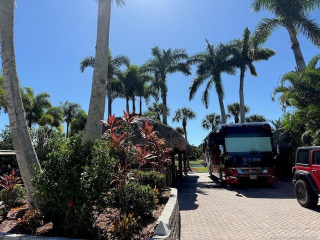 Photo of Listing #M20052832