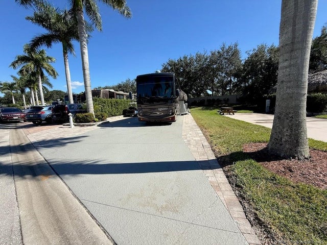 Photo of Listing #M20052924