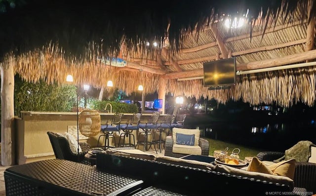 Photo of Listing #M20053706