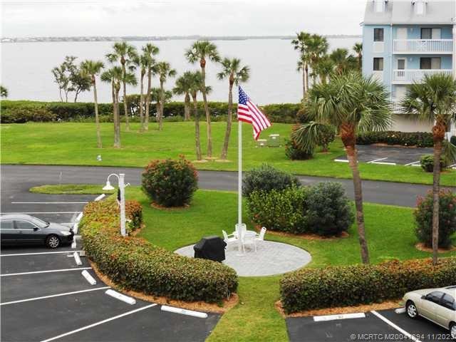 2 of 37 - 40 Ne Plantation Road #209, Stuart, FL