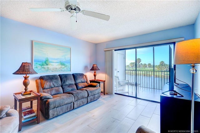 4 of 37 - 40 Ne Plantation Road #209, Stuart, FL