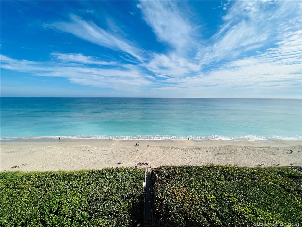 9900 Ocean Drive 810, Jensen Beach