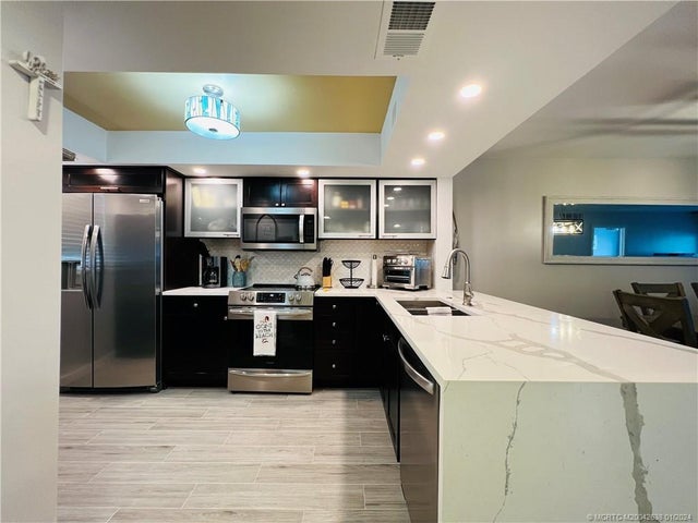 2 of 39 - 10102 S Ocean Drive #307a, Jensen Beach, FL