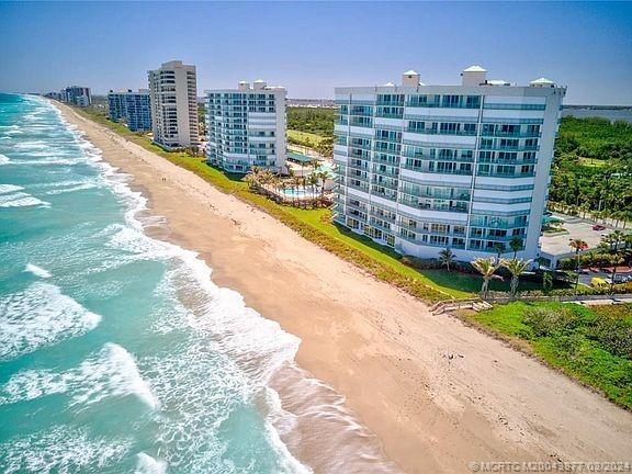 8600 Ocean Drive 303, Jensen Beach