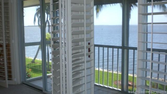 2 of 28 - 3941 Ne Breakwater Drive, Jensen Beach, FL