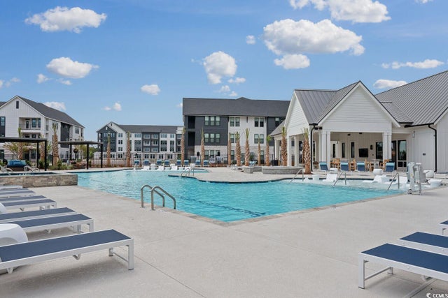 Photo of Listing #2428018