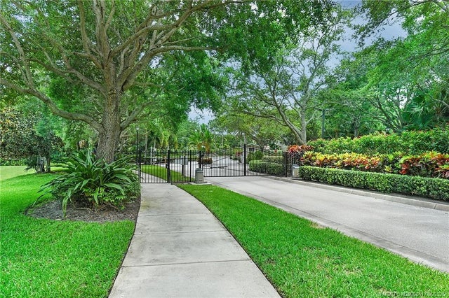 5 of 58 - 1550 Hampshire Way #104, Stuart, 