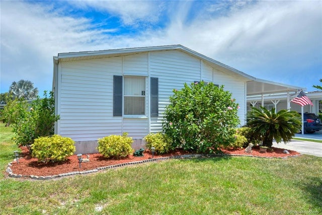 2 of 46 - 3107 Columbrina Circle, Port Saint Lucie, 
