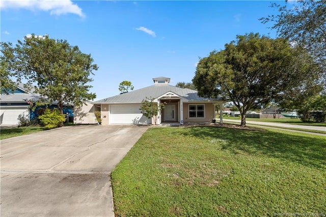 3 of 40 - 5029 Jack Avenue, Stuart, 