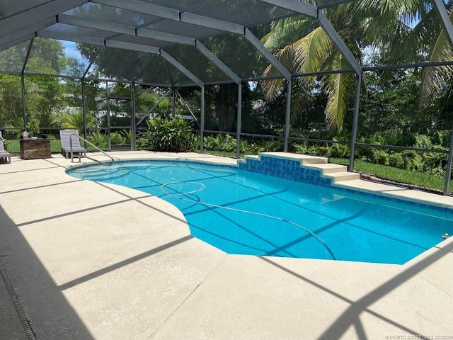 1 of 23 - 94 Ne Elderberry Terrace, Jensen Beach, FL