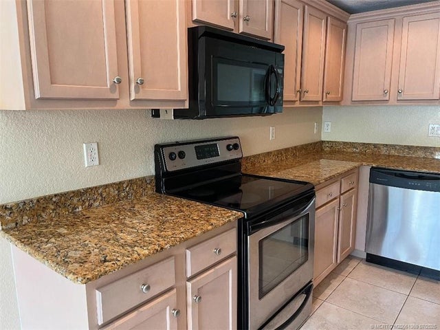 5 of 47 - 4210 Gator Trace Avenue #b, Fort Pierce, FL