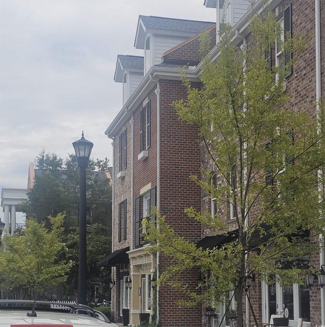 Photo of Listing #2519890