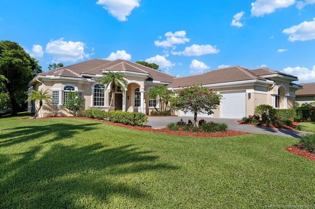 511 Squire Johns Lane, Palm City