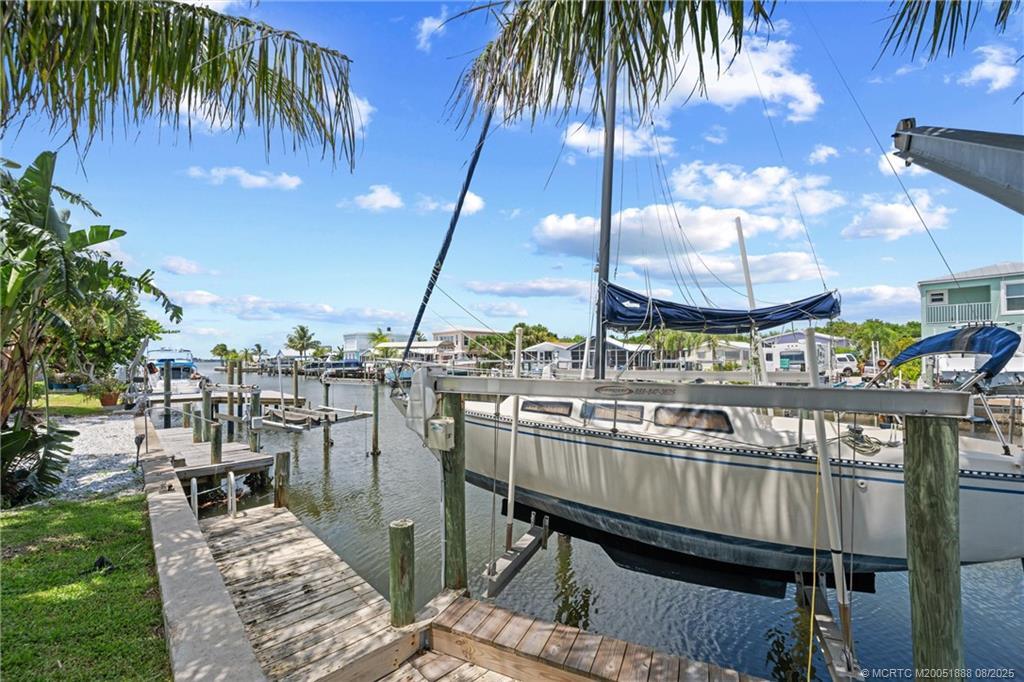 96 Aqua Ra Drive, Jensen Beach
