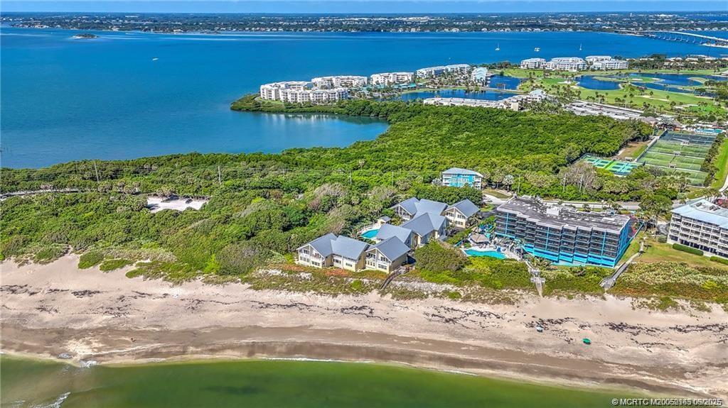 245 Macarthur Boulevard 18, Stuart