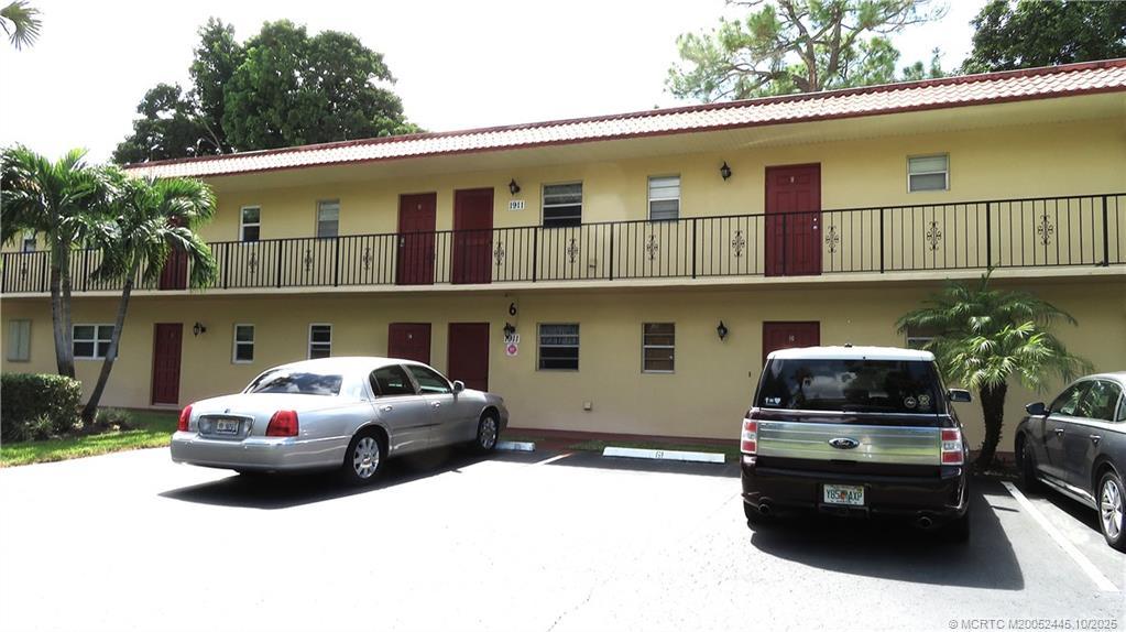 1911 Palm City Road H, Stuart