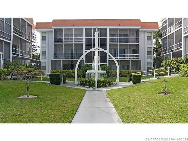630 Ocean Boulevard B1, Stuart