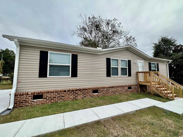 Photo of Listing #2527780