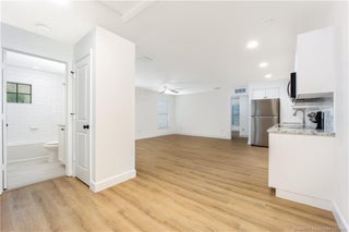 Photo of Listing #M20053384