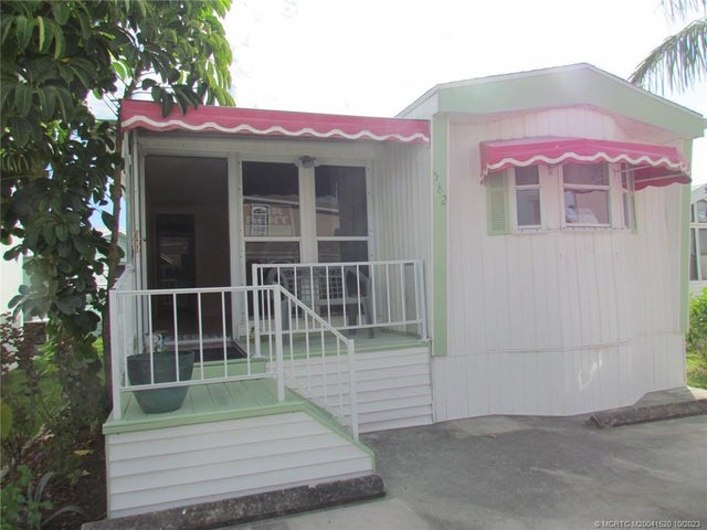 2 of 49 - 582 Nettles Boulevard, Jensen Beach, FL