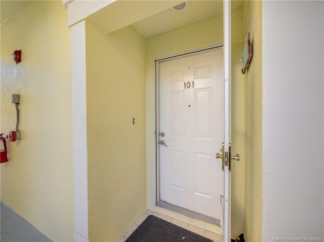 4 of 24 - 1600 Se St Lucie Boulevard #101, Stuart, FL