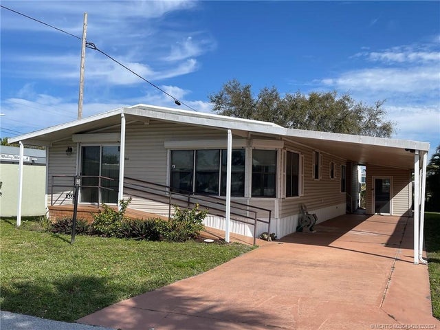 1 of 19 - 466 Se Trafalgar Terrace, Stuart, FL