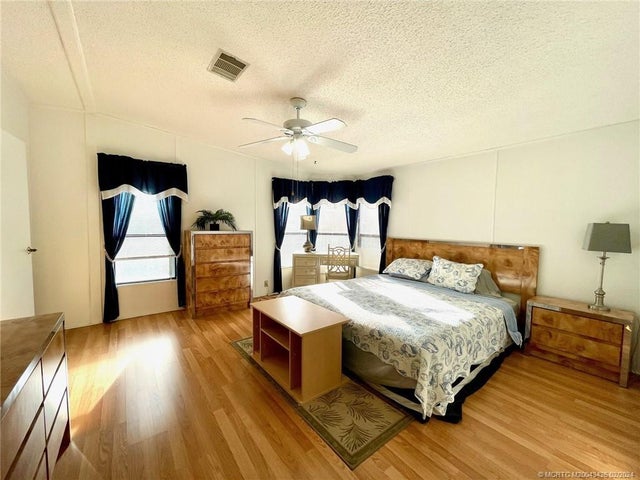 2 of 19 - 466 Se Trafalgar Terrace, Stuart, FL