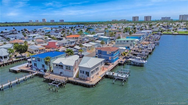 Photo of Listing #M20044705