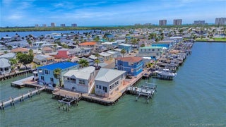 Photo of Listing #M20044705