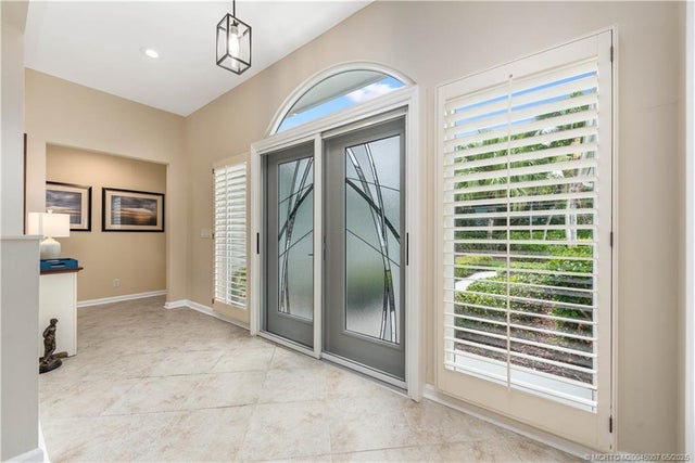 5 of 33 - 12813 Nw Cinnamon Way, Palm City, FL