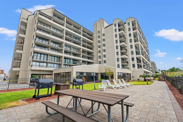 Photo of Listing #2416487