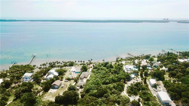 4 of 49 - 6807 S Indian River Drive, Fort Pierce, FL