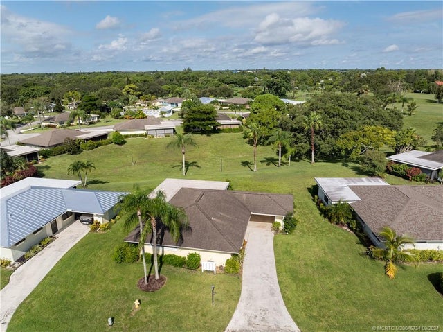 2 of 40 - 5233 Sea Island Way, Stuart, 