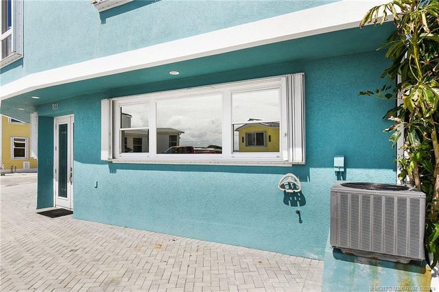 4 of 82 - 935 Nettles Boulevard, Jensen Beach, FL