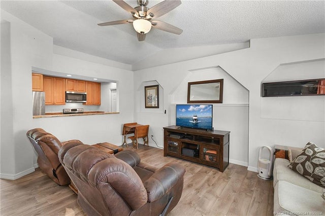 5 of 31 - 3171 Sw Crumpacker Street, Port Saint Lucie, FL