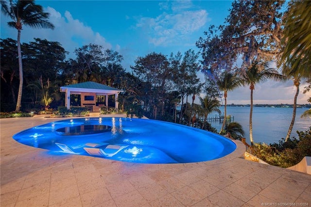 2 of 71 - 5 River Road, Sewalls Point, 