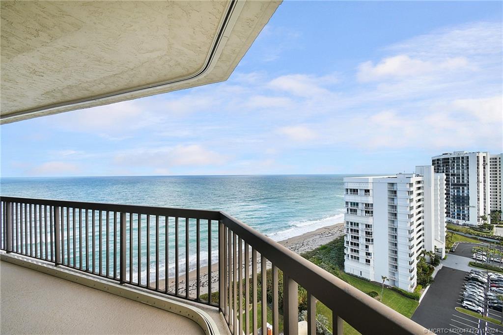 9550 Ocean Drive 1610, Jensen Beach