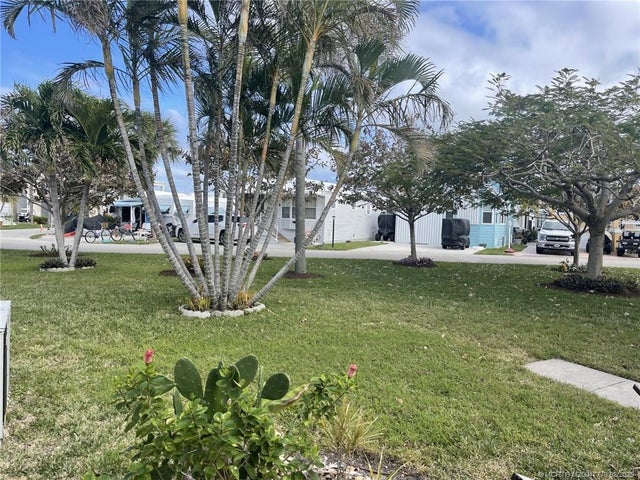4 of 25 - 691 Nettles Boulevard, Jensen Beach, FL