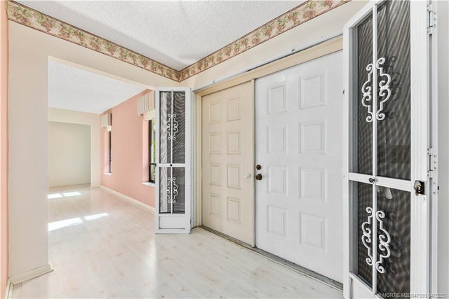 4 of 31 - 2106 Nw Greenbriar Lane, Palm City, FL