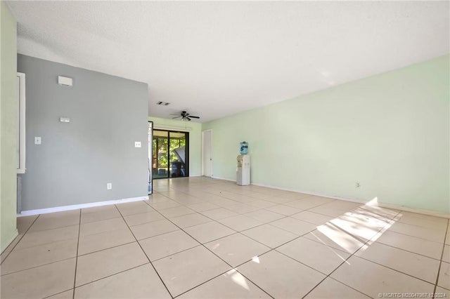 4 of 17 - 2367 Se Manor Avenue, Port St Lucie, FL