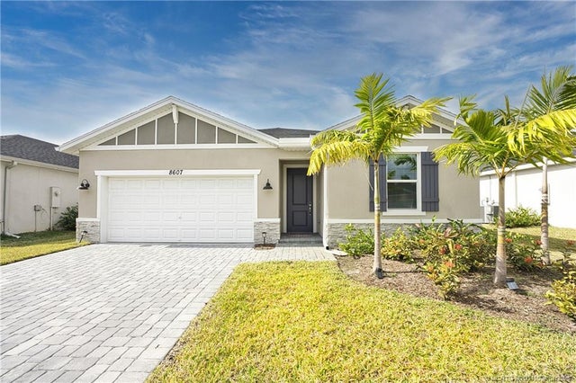 Photo of Listing #M20048098