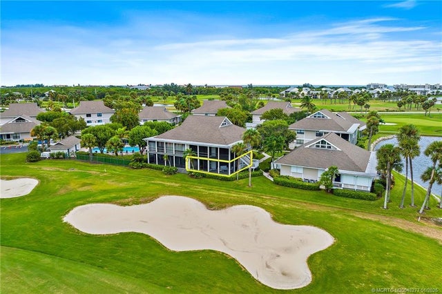 3 of 21 - 303 Golfview Circle, Stuart, 